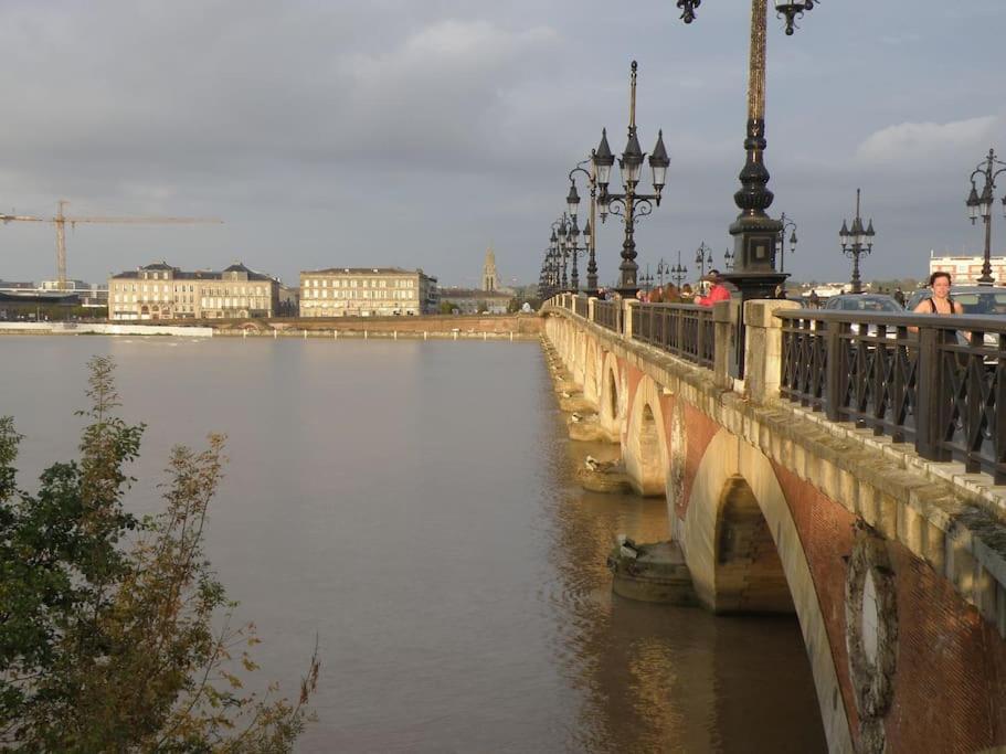 Logement Sympa Entree Independante Pres Bordeaux 10Kms Трс Экстерьер фото